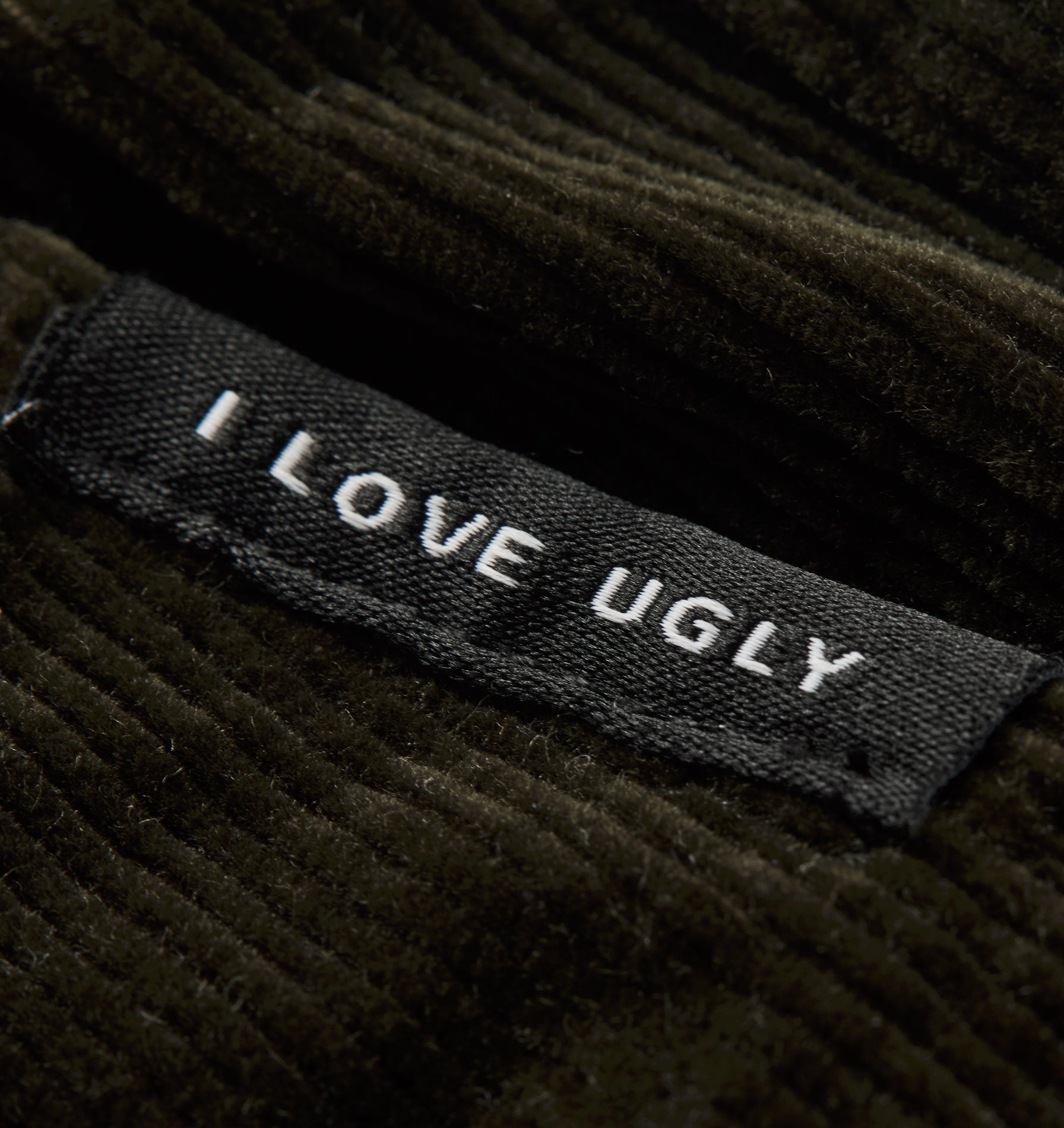 Michael Pleat Cord Short - Moss Green