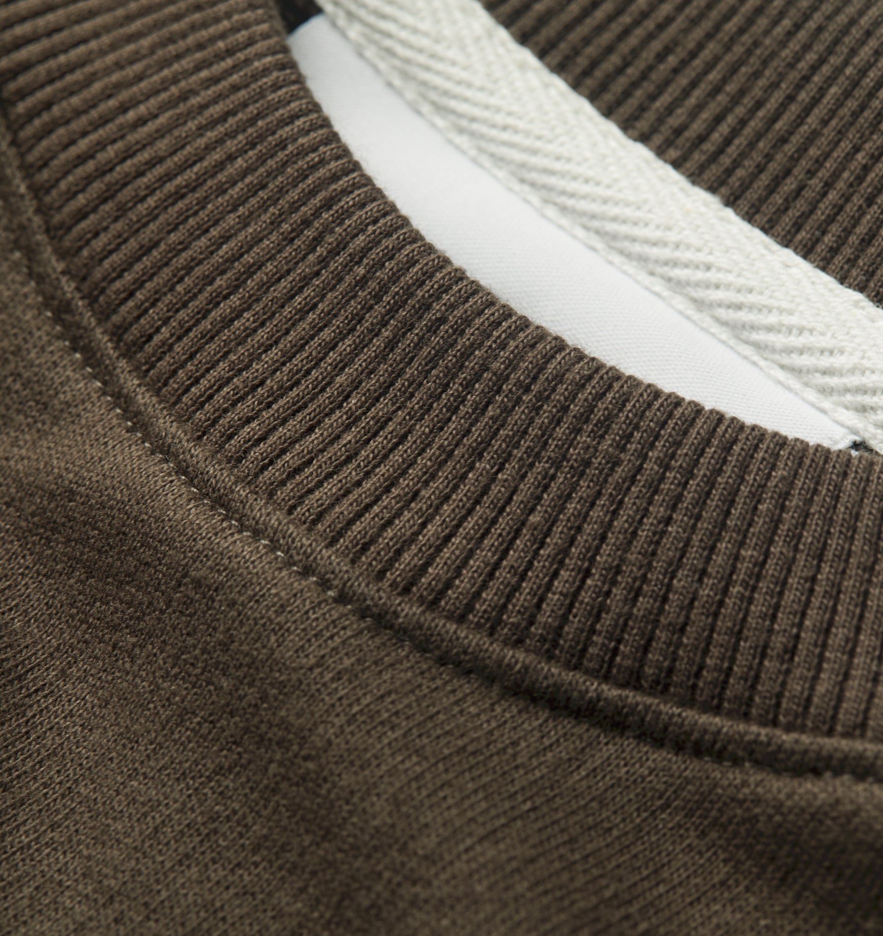 Heavy Lewi Tee - Burnt Olive